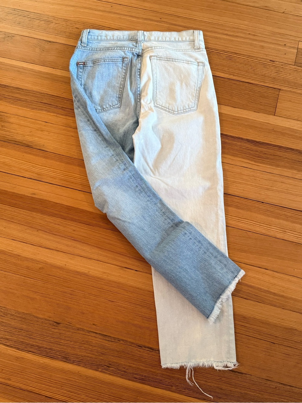 Alice + Olivia Two-Tone Jeans - Picture 10 of 11